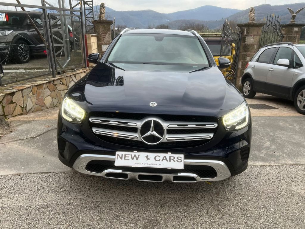 Mercedes-Benz GLC 200 2021