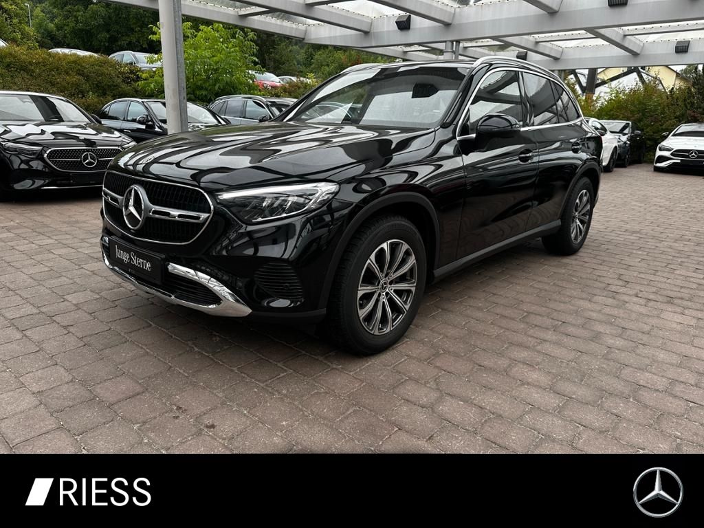 Mercedes-Benz GLC 200 2025