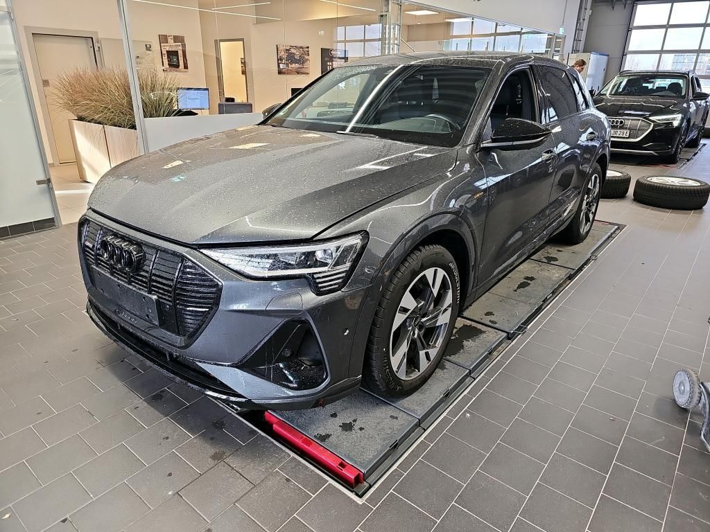 Audi e-tron 2022
