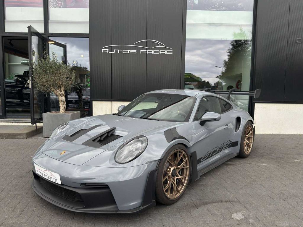 Porsche 911 2025