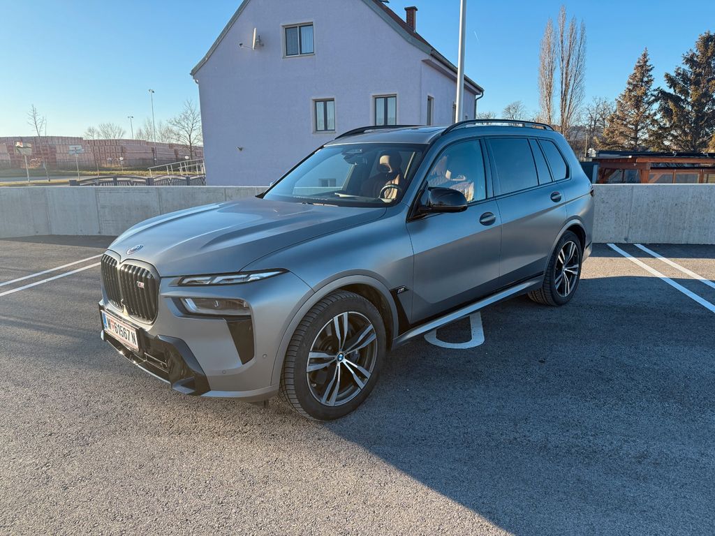 BMW X7 2023