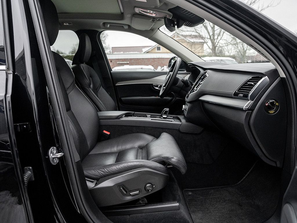 Volvo XC90 2023