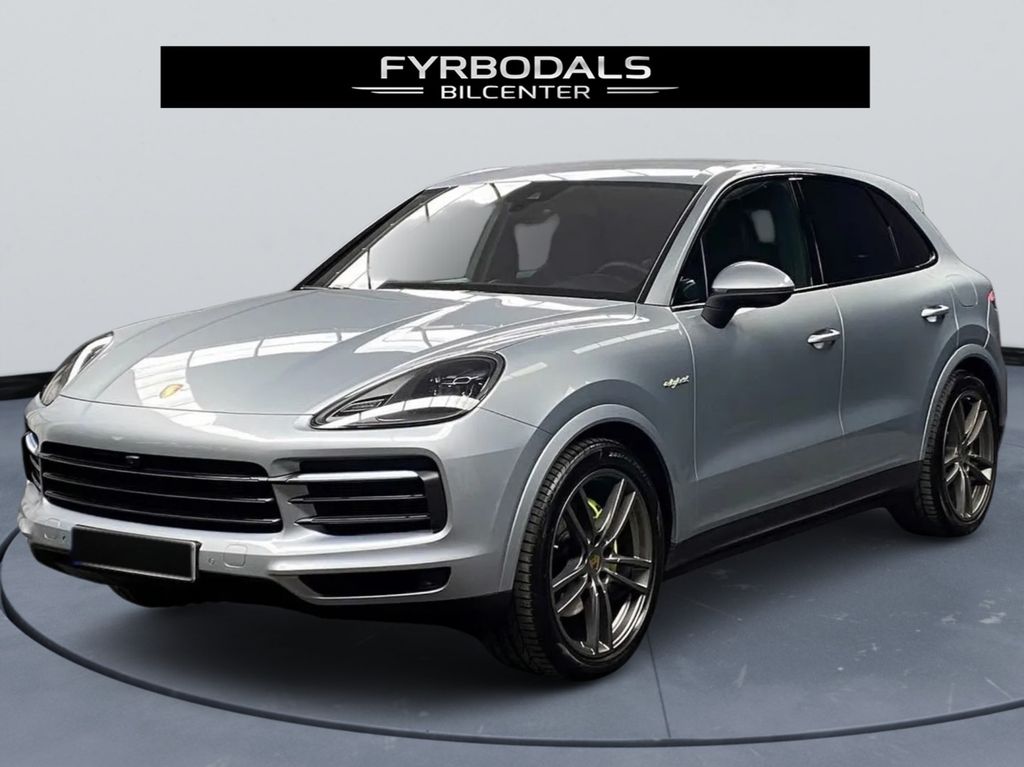 Porsche Cayenne 2021