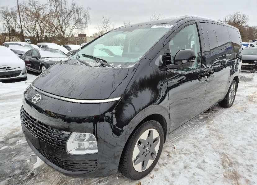 Hyundai STARIA 2025