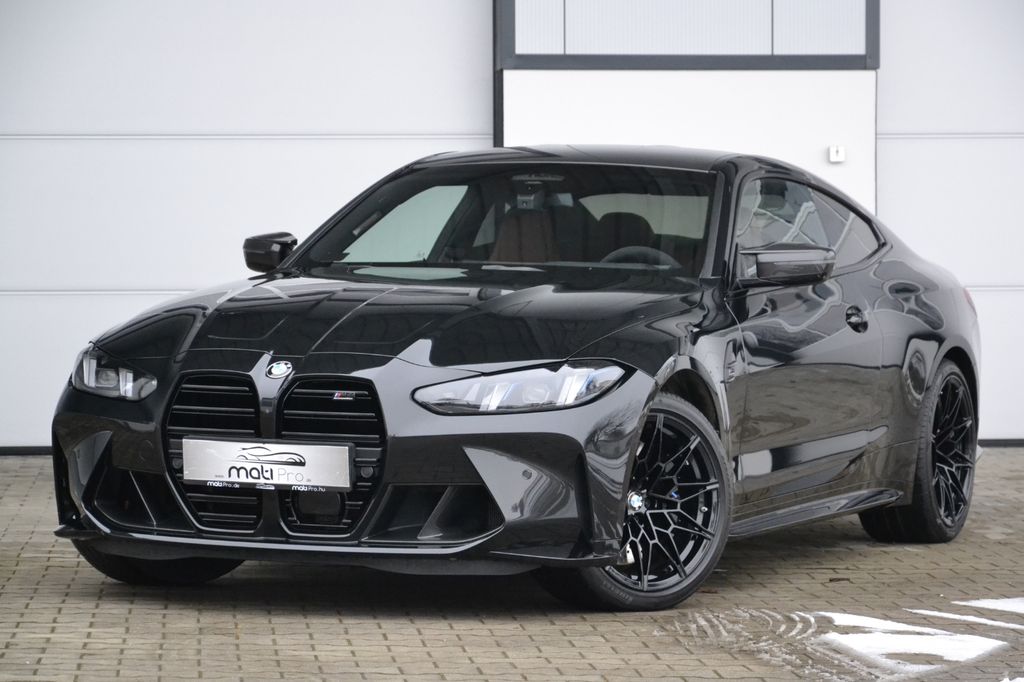 BMW M4 2025