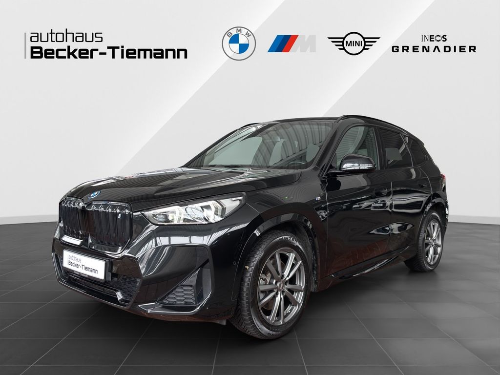 BMW iX1 2023