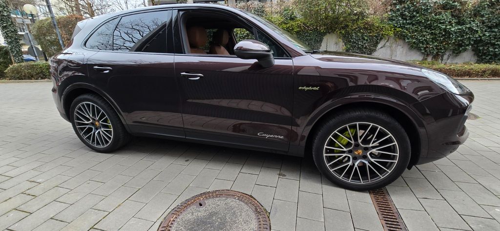 Porsche Cayenne 2022
