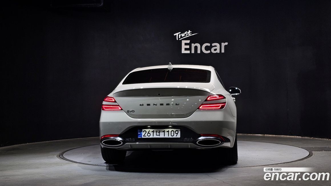 Genesis G70 2024