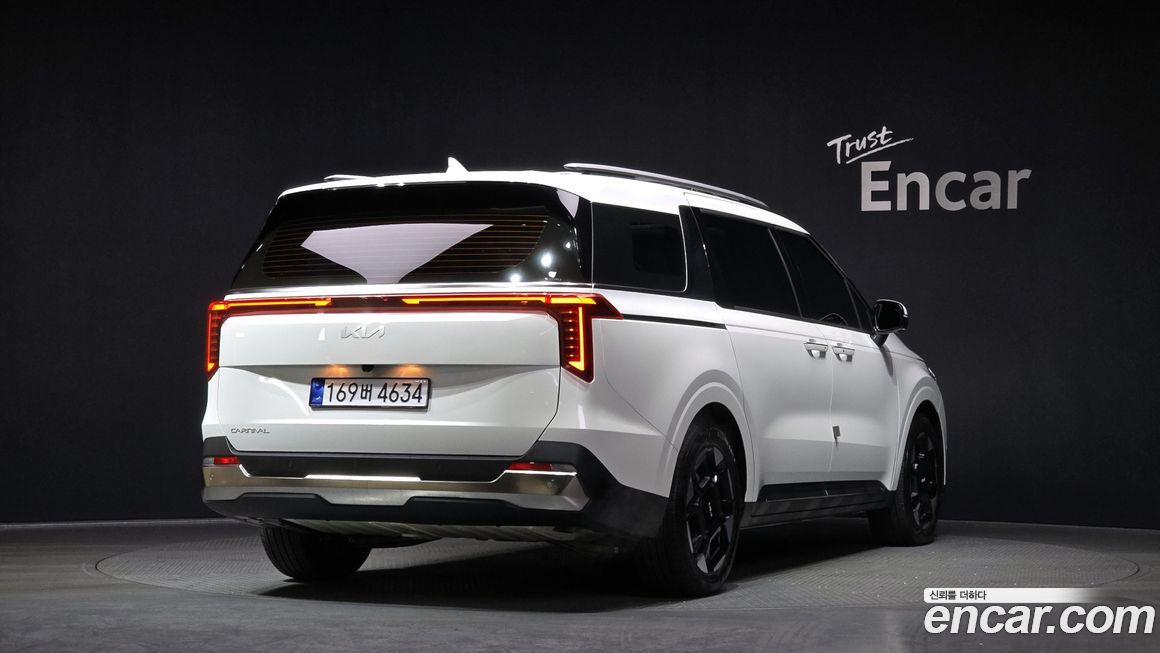 Kia Canival 2025