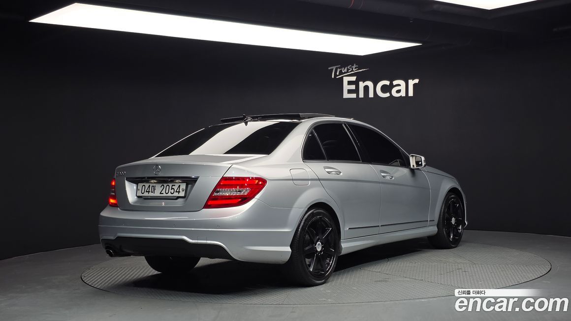 Mercedes-Benz C-Class 2013