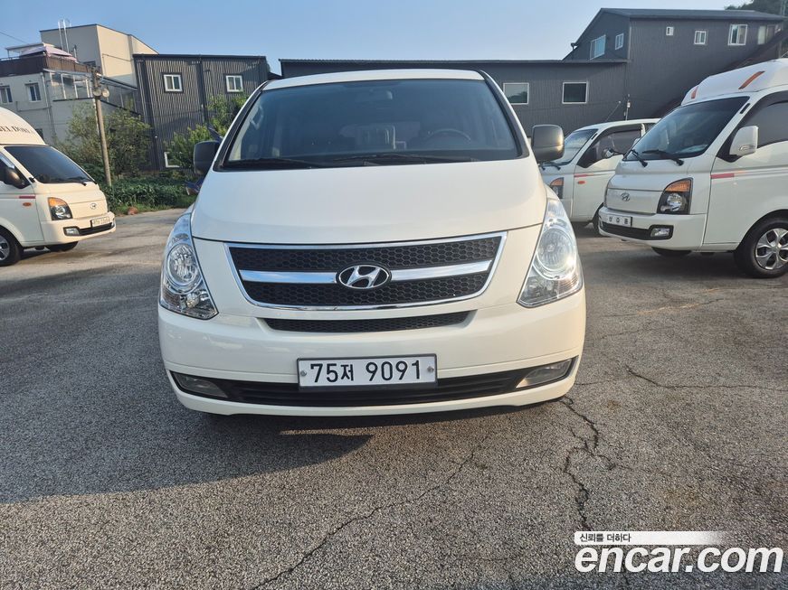 Hyundai Starex 2012