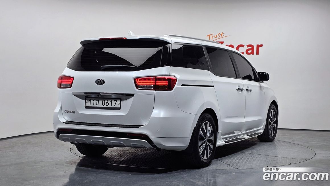 Kia Canival 2017