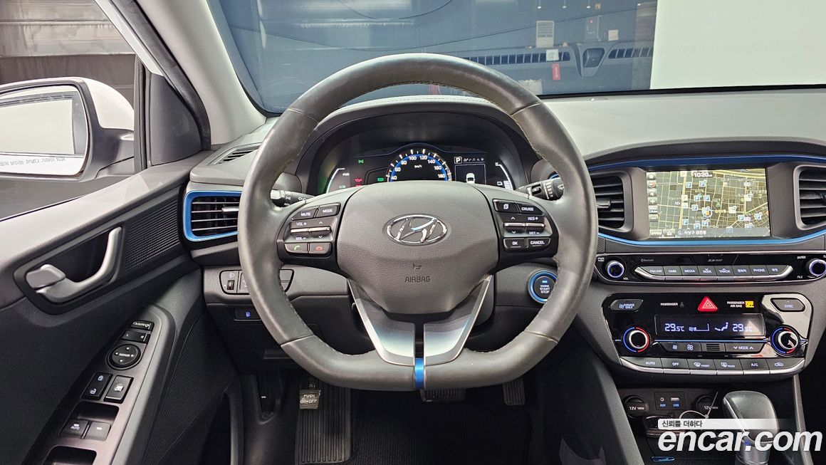 Hyundai Ioniq 2016
