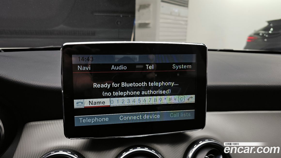 Mercedes-Benz GLA-Class 2015