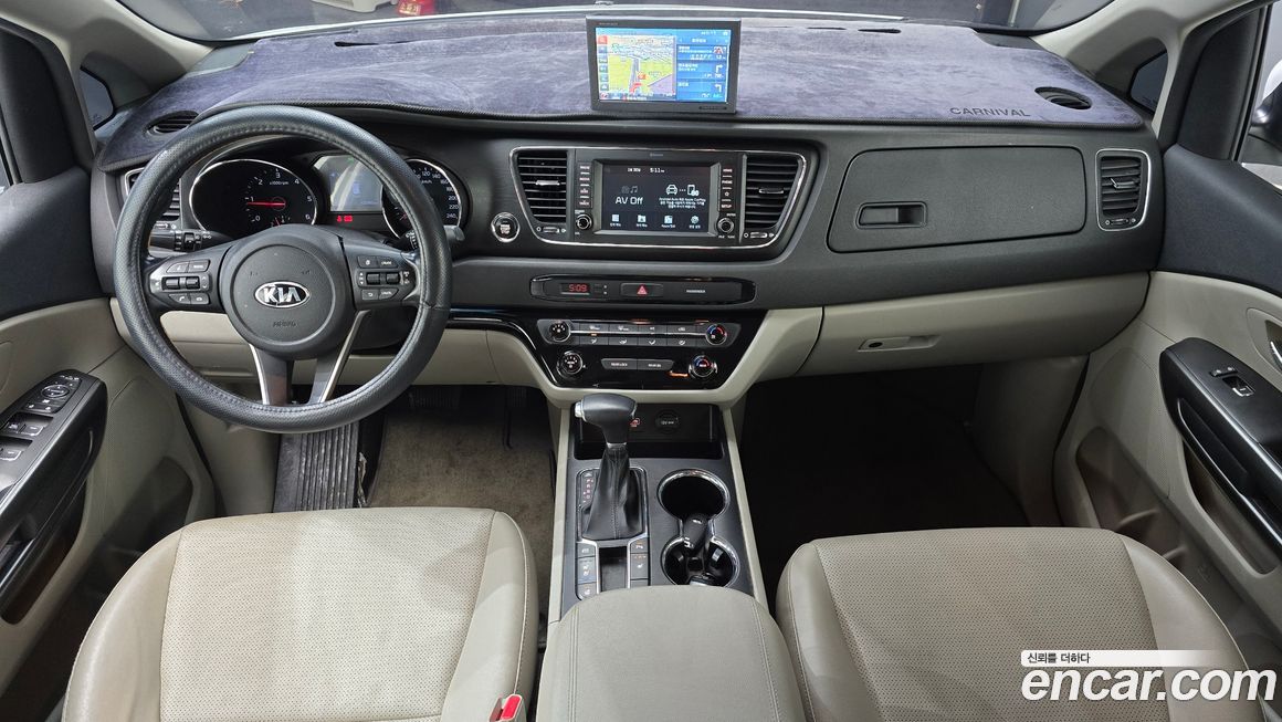Kia Canival 2019