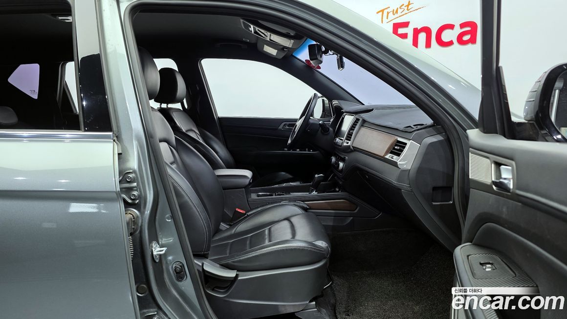 KG_Mobility_Ssangyong Rexton 2018