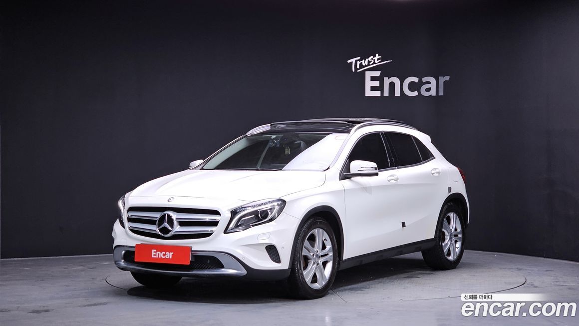Mercedes-Benz GLA-Class 2015