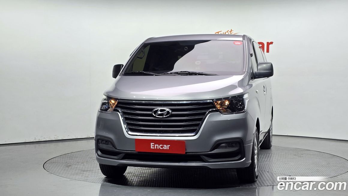 Hyundai Starex 2021