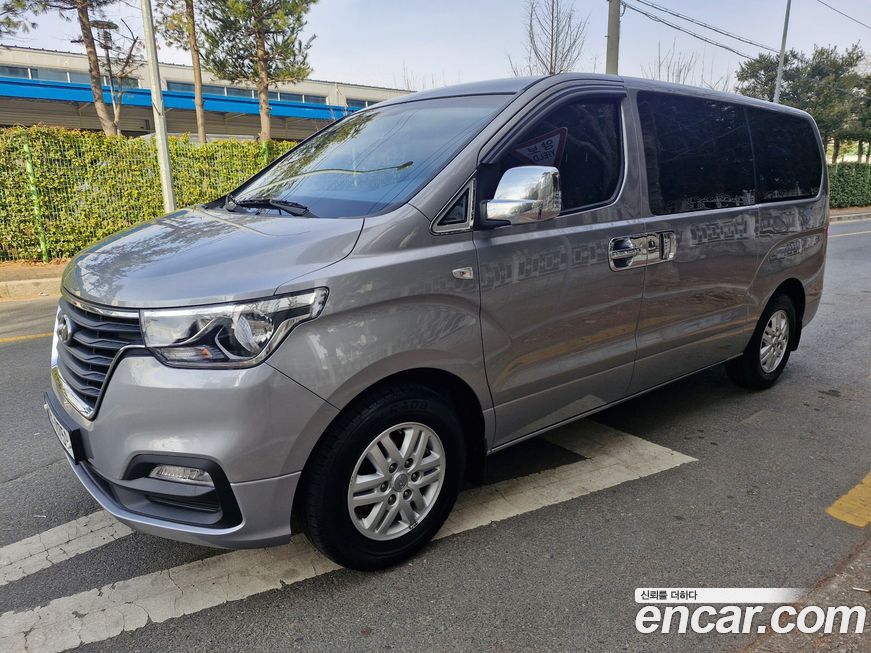 Hyundai Starex 2020