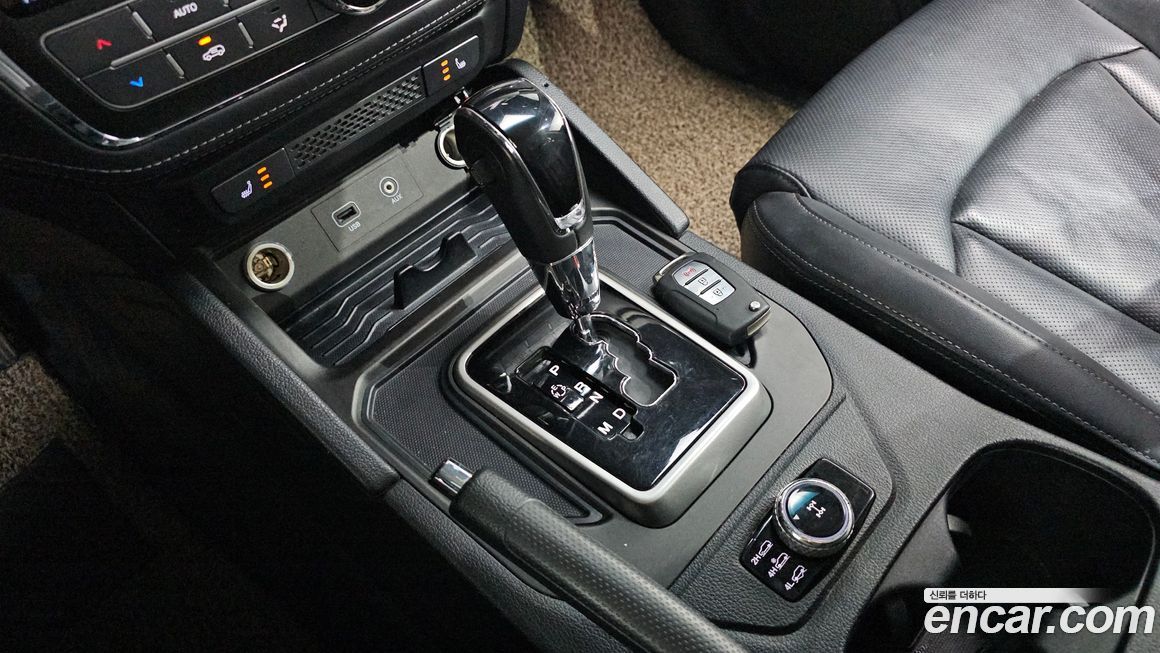 KG_Mobility_Ssangyong Rexton 2018