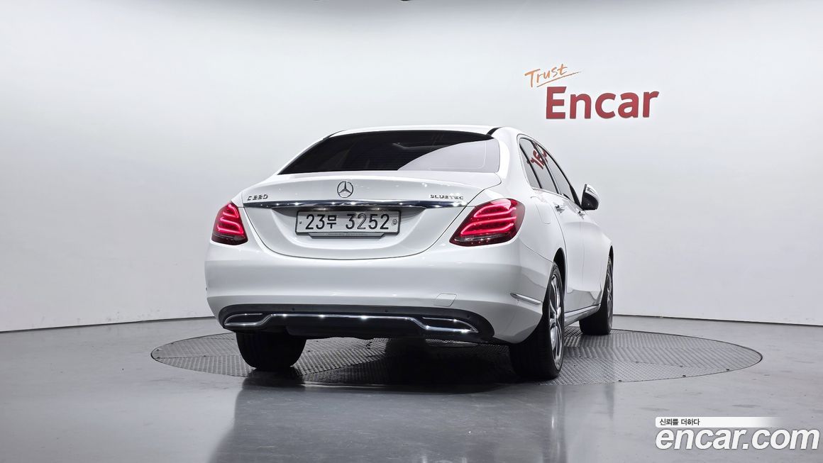 Mercedes-Benz C-Class 2015