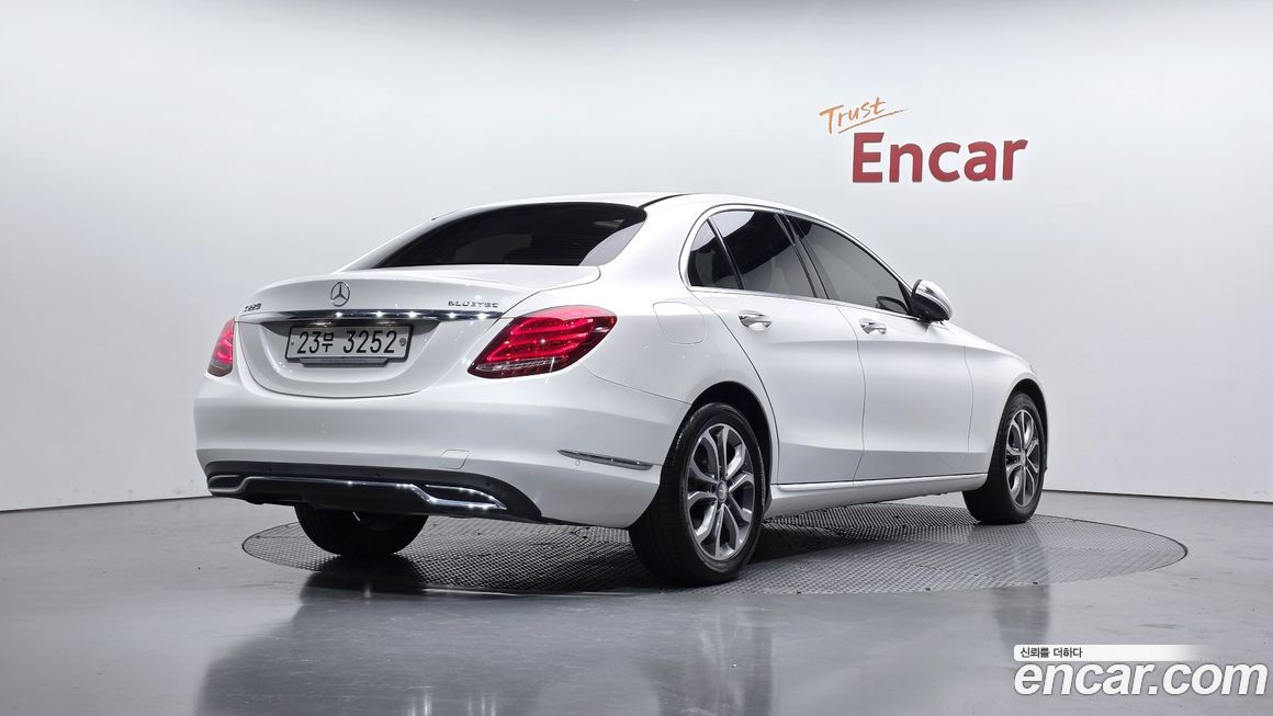 Mercedes-Benz C-Class 2015