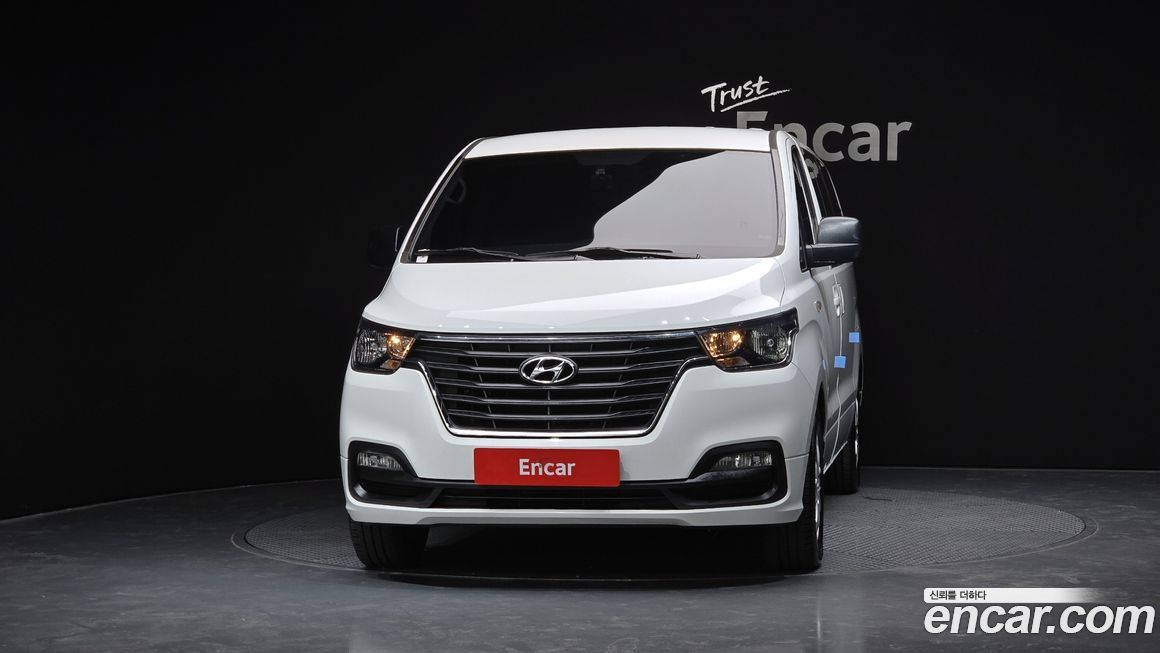 Hyundai Starex 2019