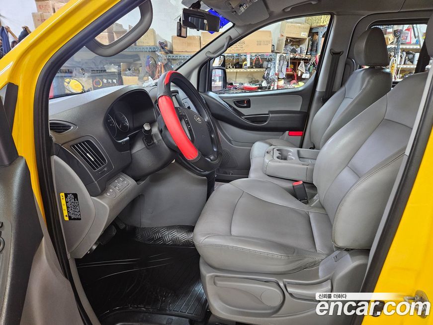 Hyundai Starex 2019