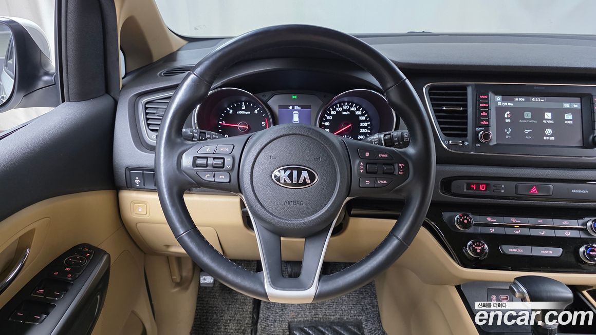 Kia Canival 2019