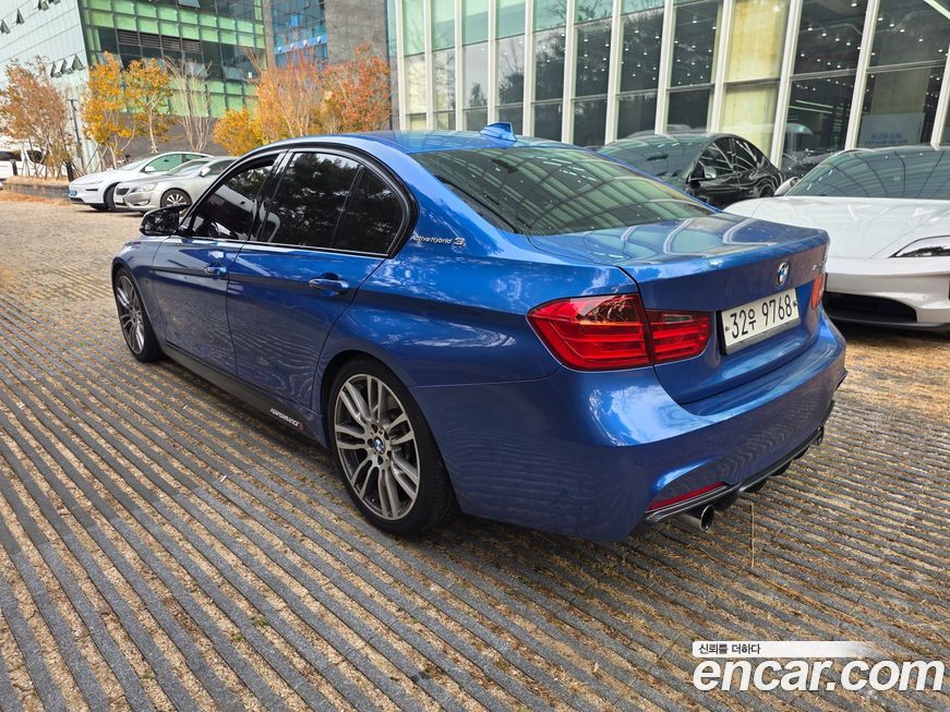 BMW 3-Series 2013