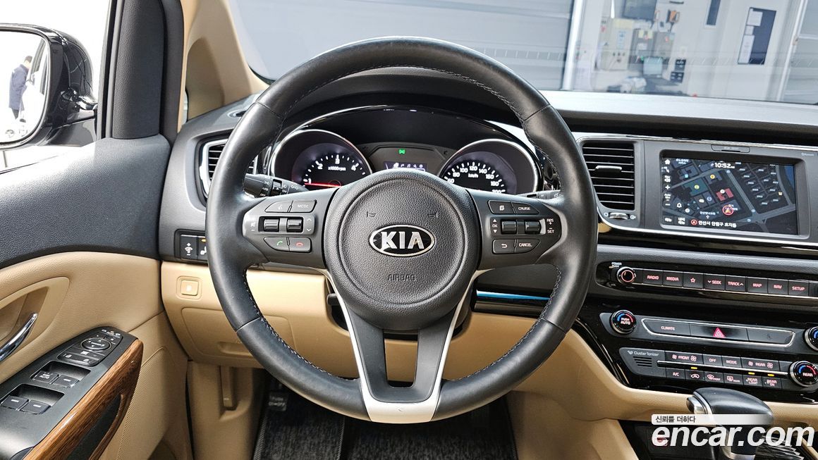 Kia Canival 2018