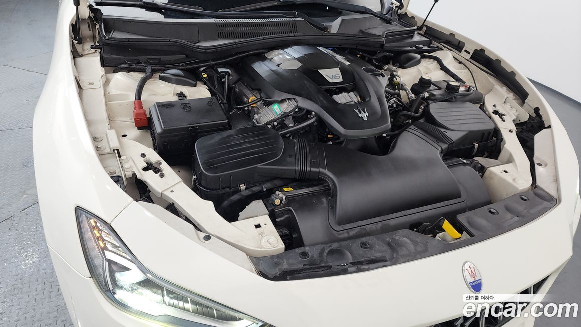 Maserati Ghibli 2018