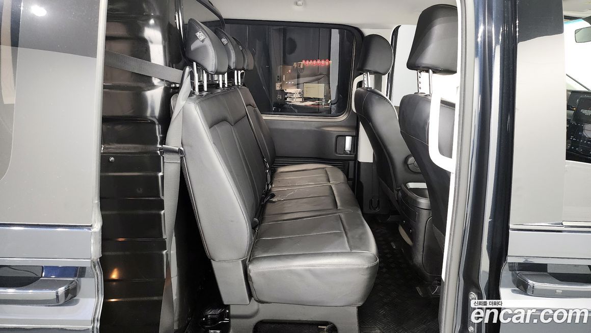 Hyundai Staria 2022