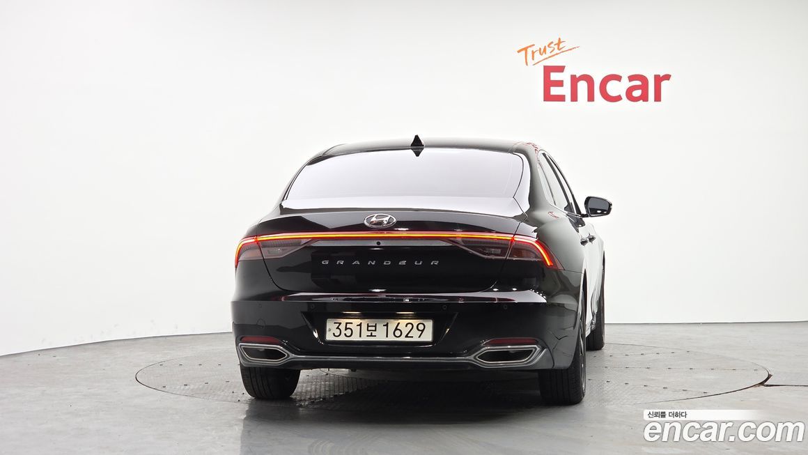 Hyundai Grandeur 2022