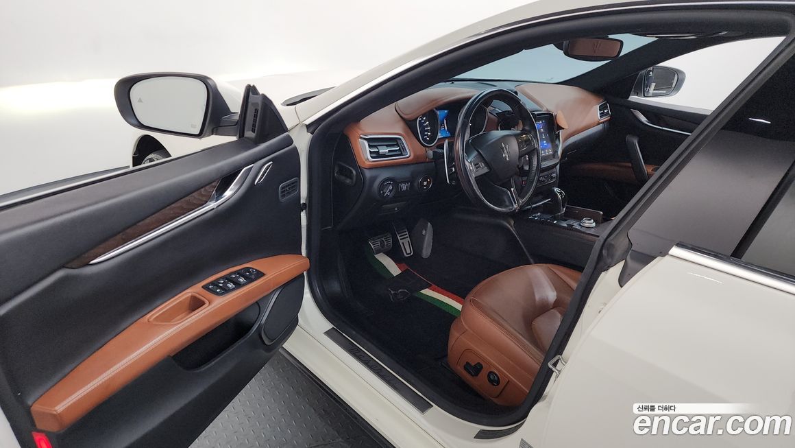 Maserati Ghibli 2018