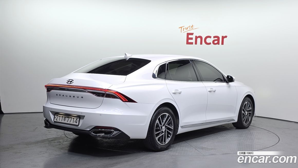 Hyundai Grandeur 2020