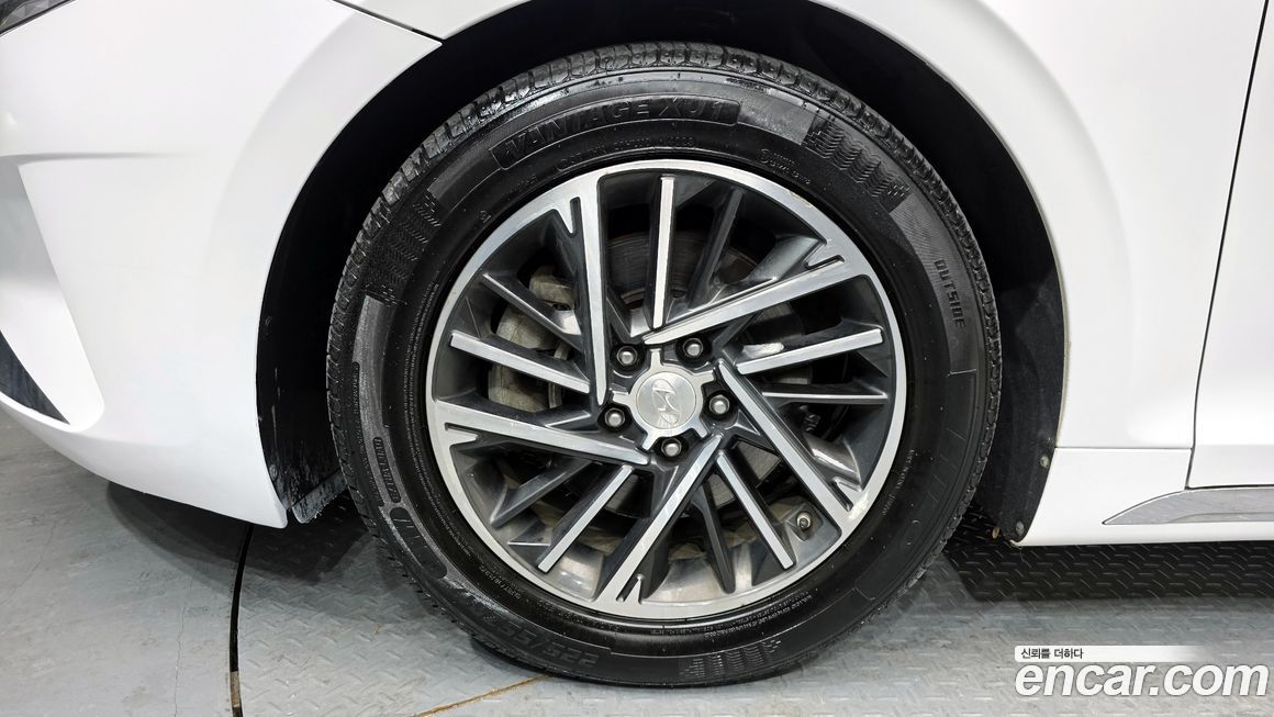 Hyundai Grandeur 2020