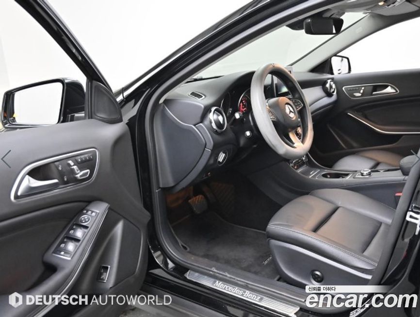 Mercedes-Benz GLA-Class 2018