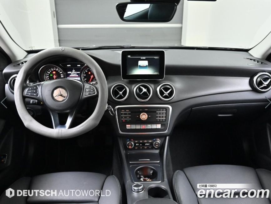 Mercedes-Benz GLA-Class 2018