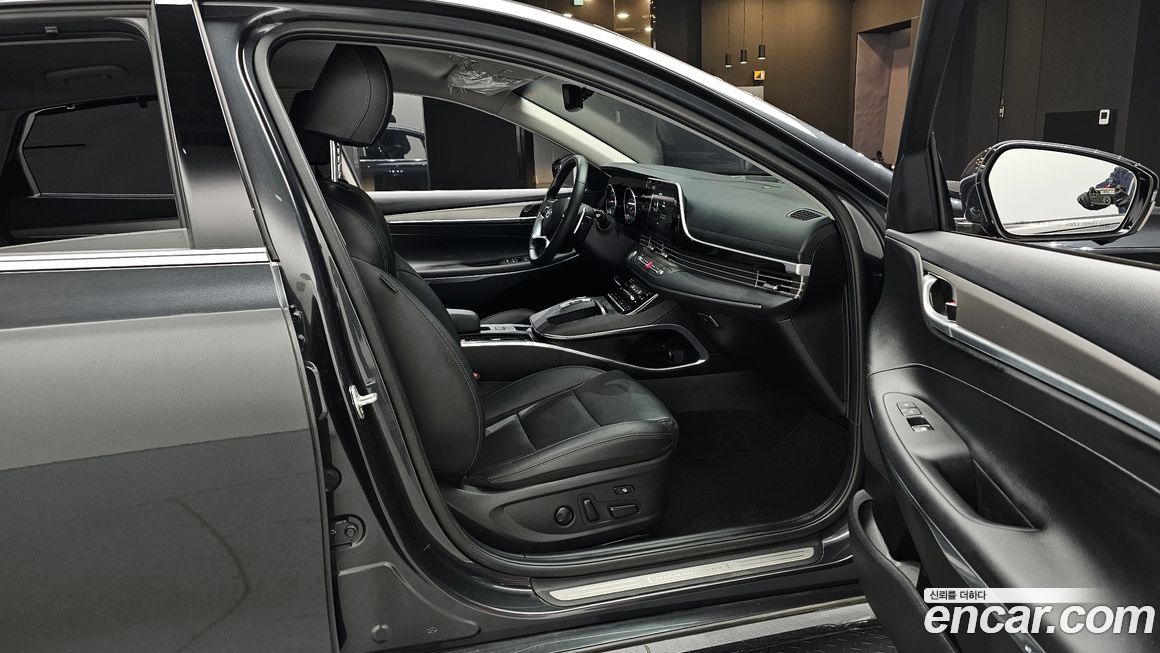 Hyundai Grandeur 2020