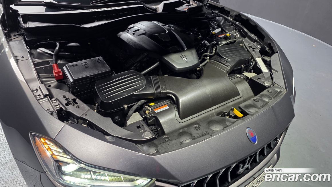 Maserati Ghibli 2018