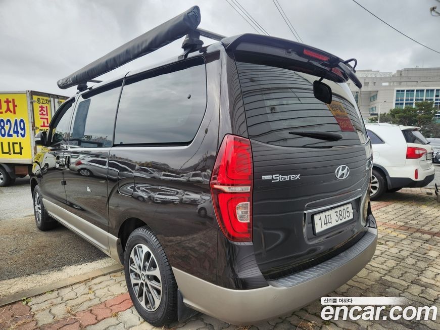Hyundai Starex 2019