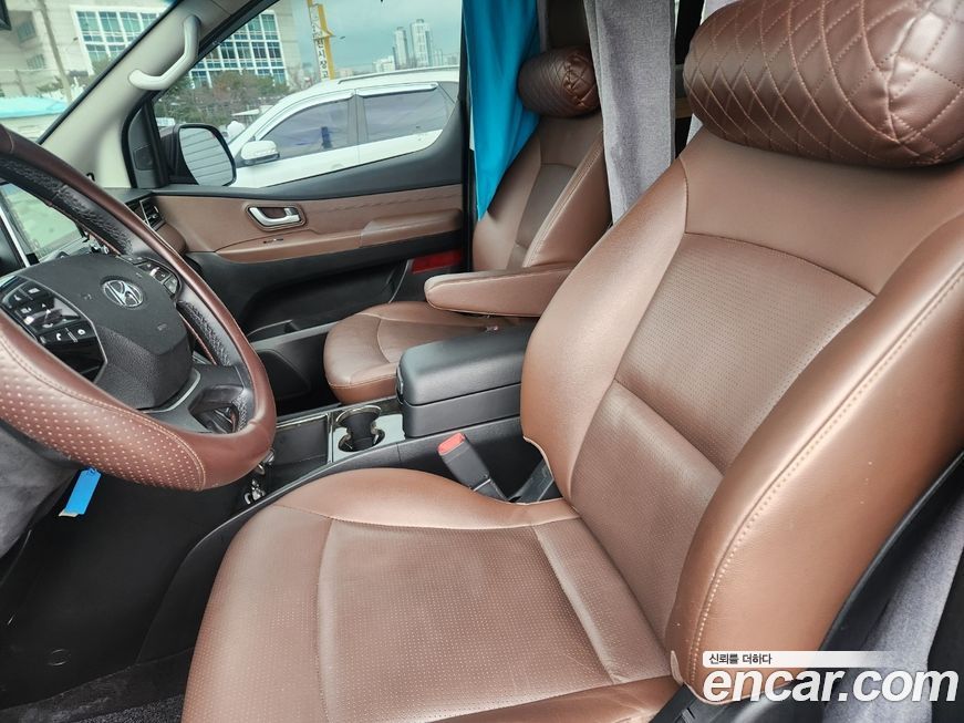 Hyundai Starex 2019