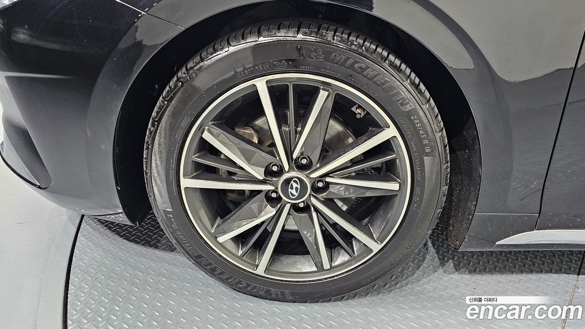 Hyundai Grandeur 2021