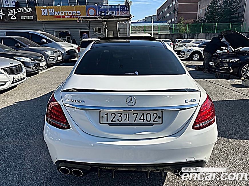 Mercedes-Benz C-Class 2017