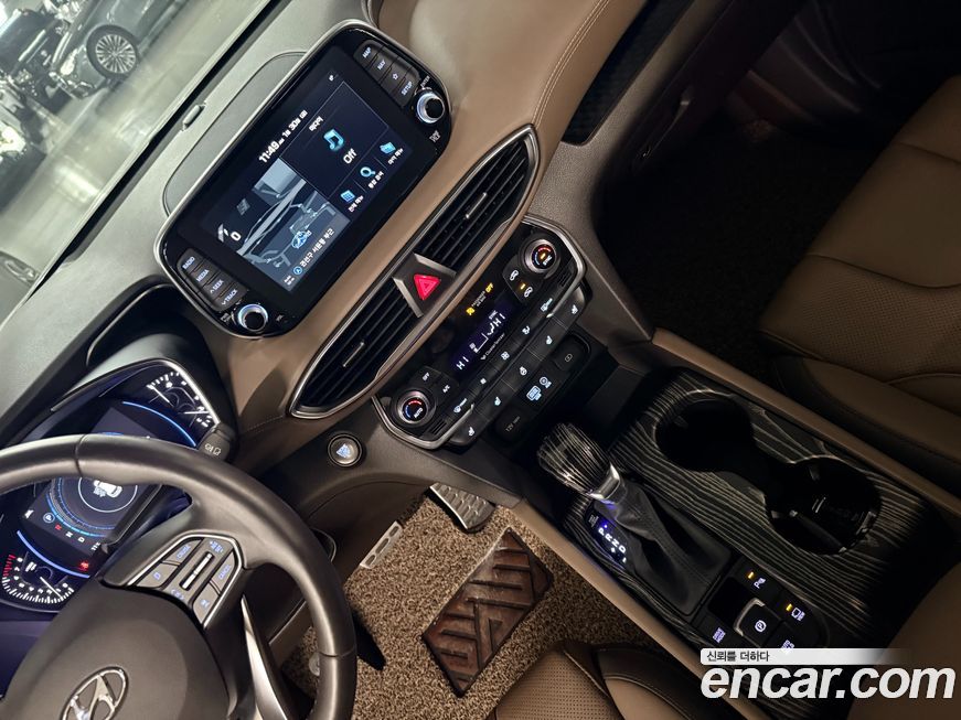 Hyundai Santafe 2020