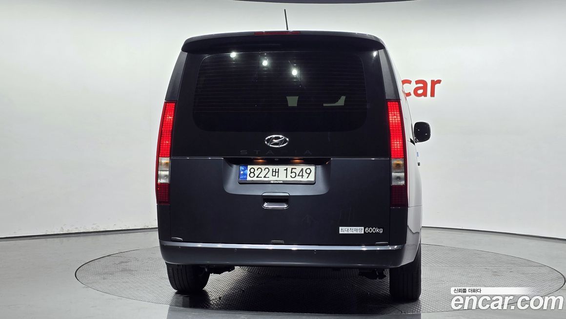 Hyundai Staria 2023