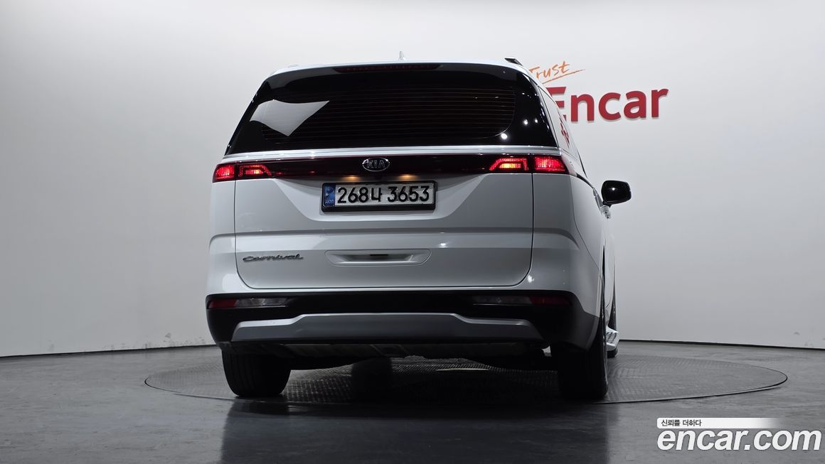 Kia Canival 2021