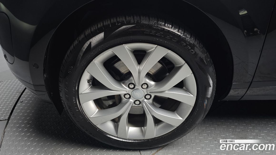 Land Rover Range Rover Evoque 2020