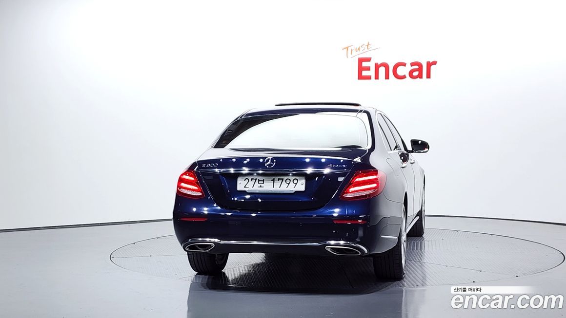 Mercedes-Benz E-Class 2018